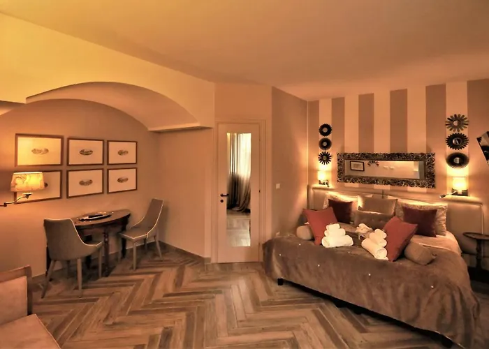 Couette-café Fico Bologna 453 3*